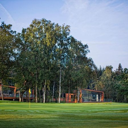 Отель Woodlands Country Club Eket Экстерьер фото